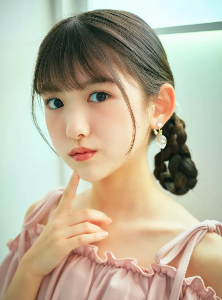 モデル:桃瀬 りむ
りむ☆トップス¥3960/アルジー ヘアピン(2個セット)¥330/ラティス イヤリング¥660/パリスキッズ原宿本店